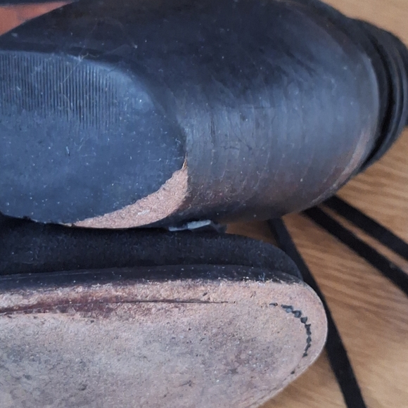 LUCCHESE Robyn Suede Ankle Bootie Boot Black 7.5 - Picture 11 of 16